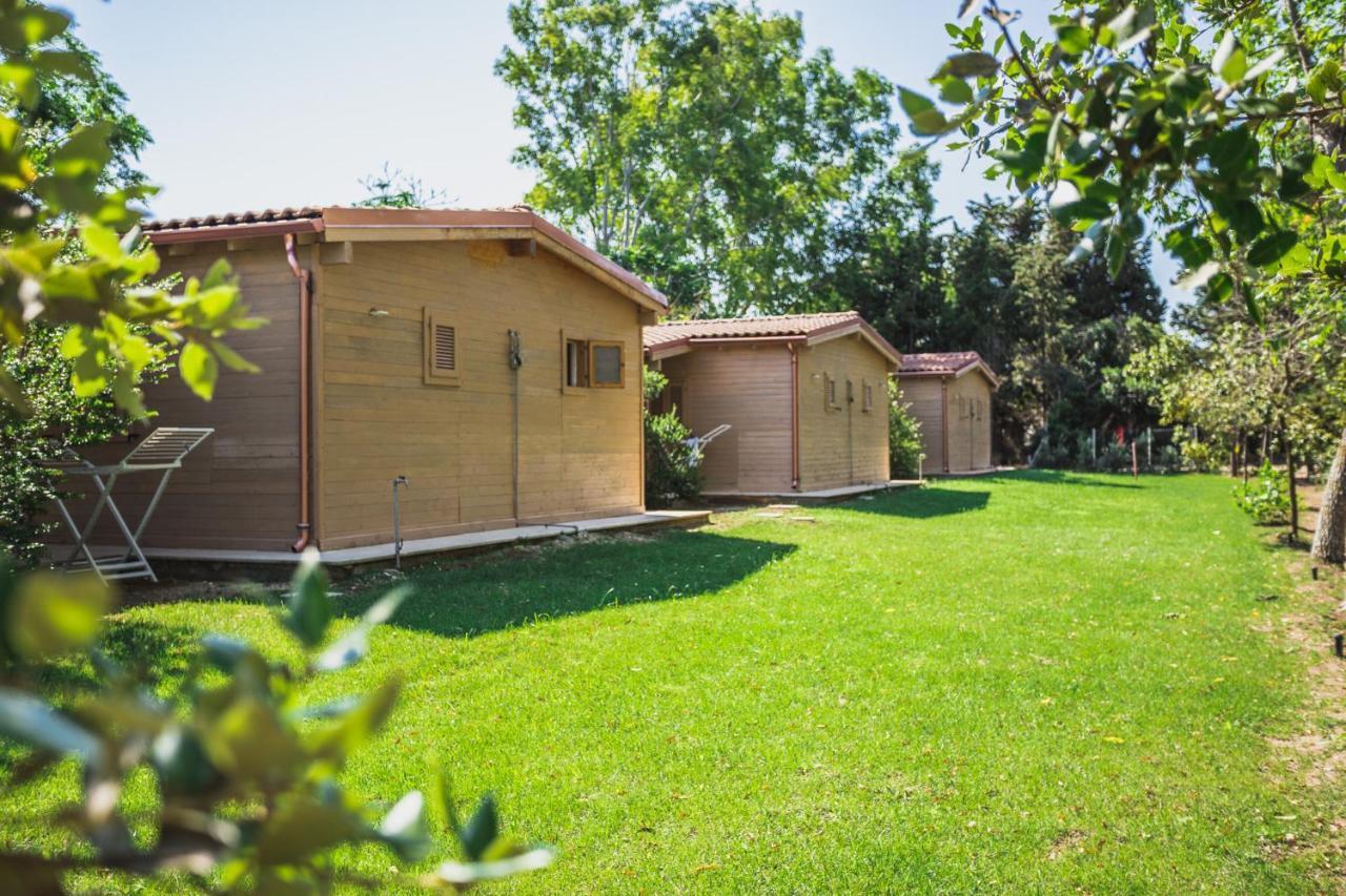 Bio Agriturismo Salos Alimini Bagian luar foto