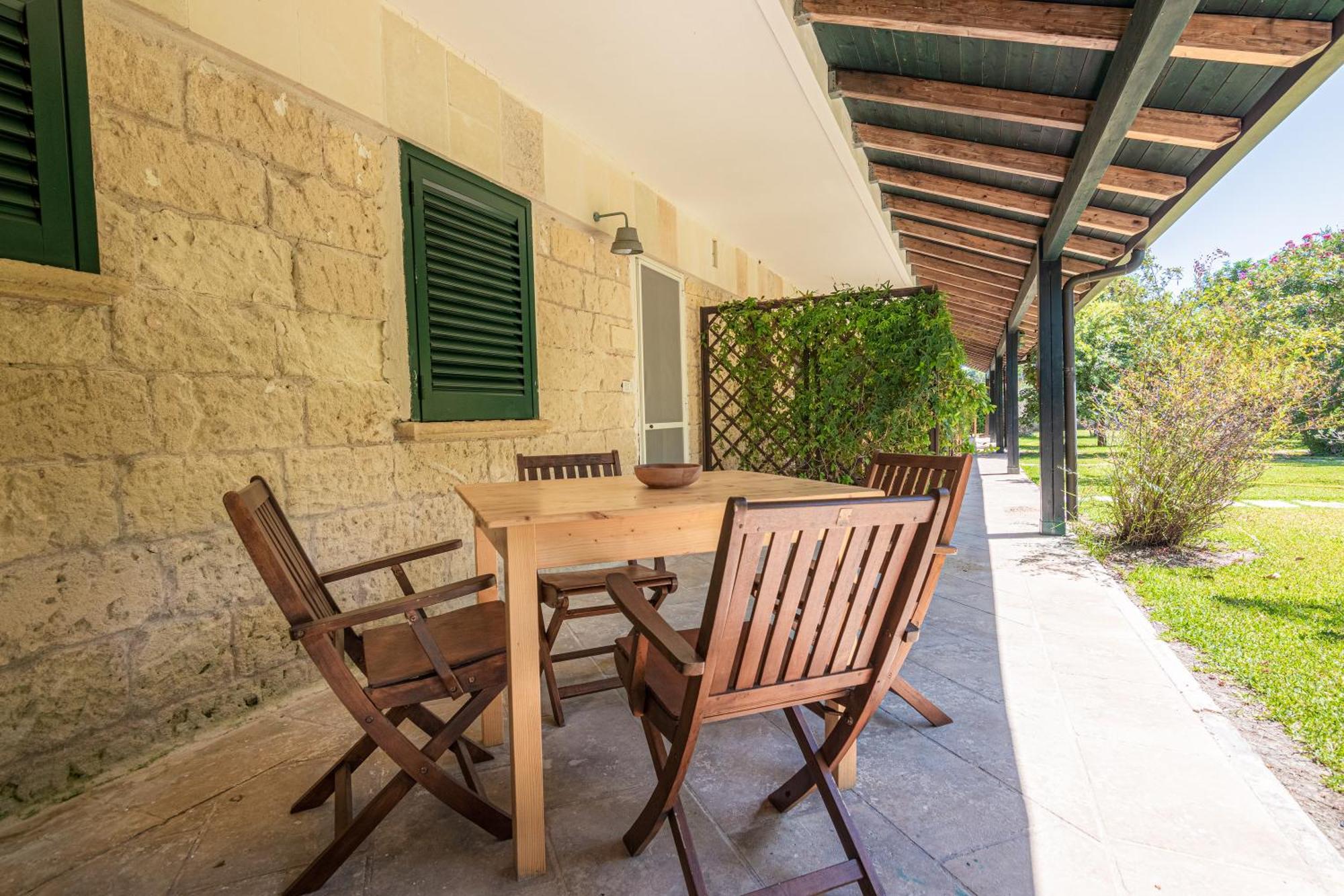 Bio Agriturismo Salos Alimini Bagian luar foto