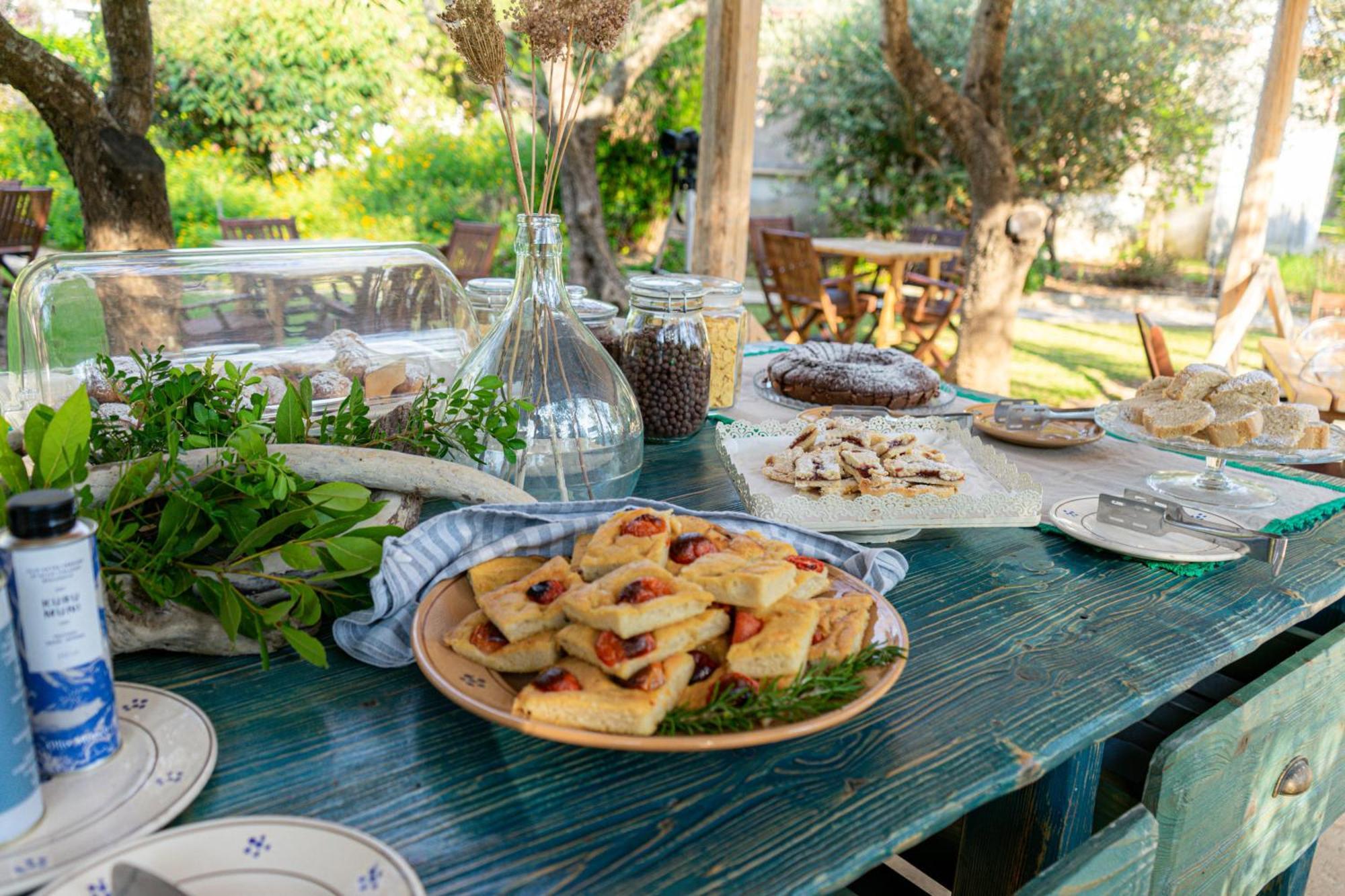 Bio Agriturismo Salos Alimini Bagian luar foto